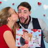 Spaß haben beim Lesen des neuen personalisierten Geschichtenbuchs für Paare – ein tolles Valentinstagsgeschenk für den Freund.